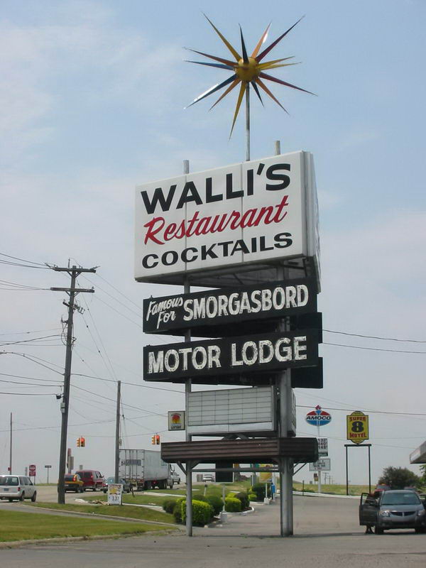Wallis Drive-In - Dec 2006 Photo From Me